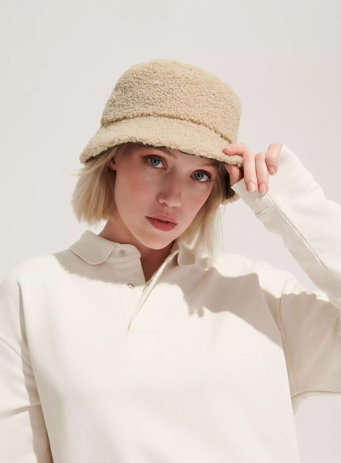 Obojstranný zateplený klobúk