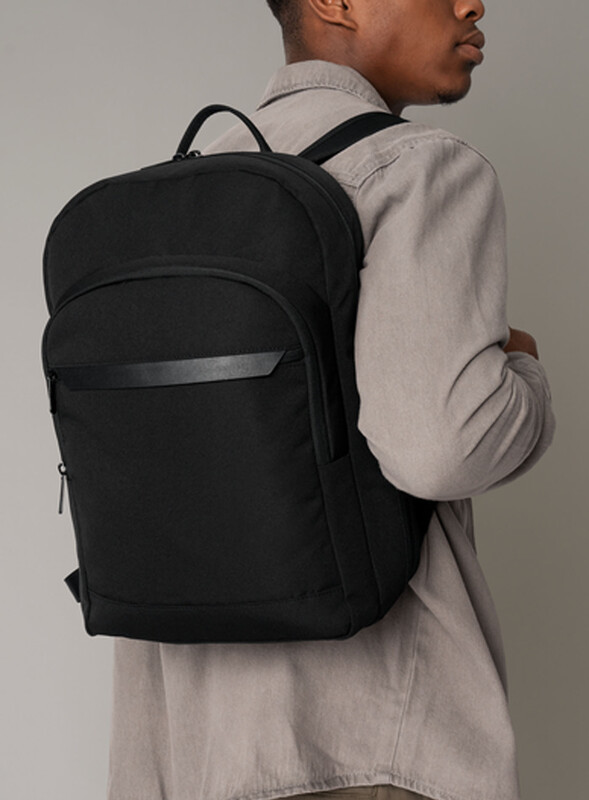 Batoh Airside Underseat