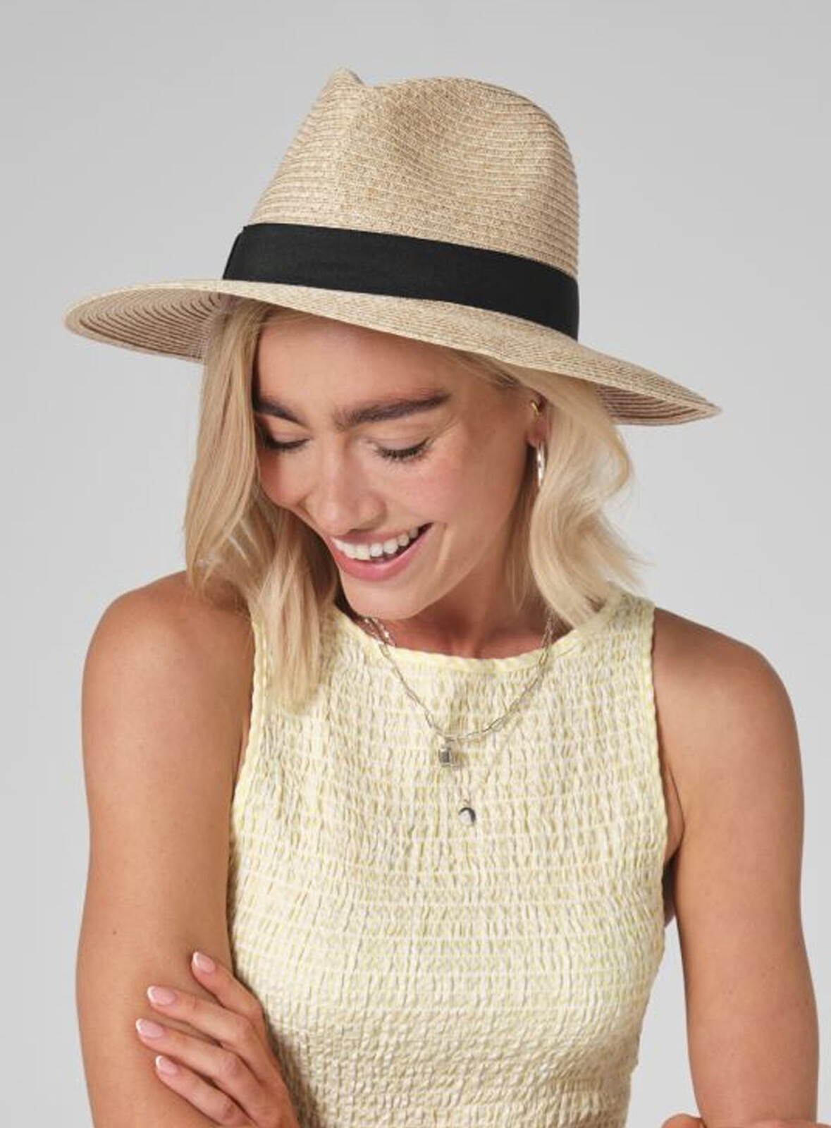 Slamený klobúk Hello